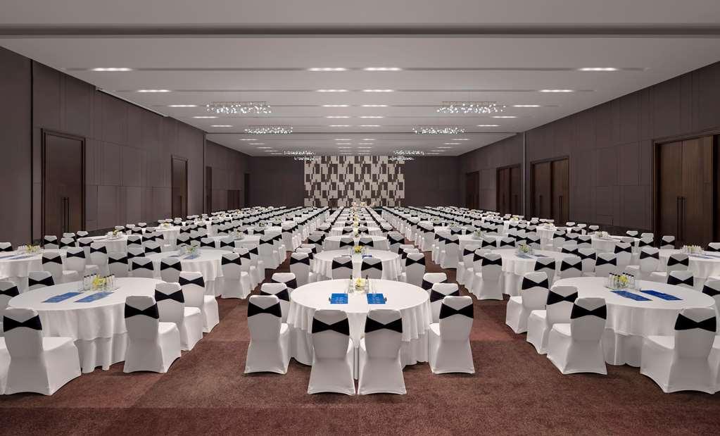 Hilton Garden Inn Bengaluru Embassy Manyata Business Park Удобства фото