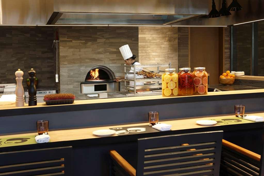 Hilton Garden Inn Bengaluru Embassy Manyata Business Park Ресторан фото